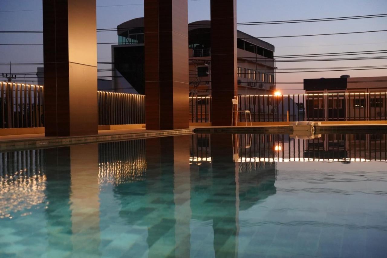 S3 Huahin Hotel Экстерьер фото